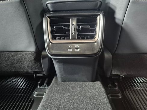 Certified 2026 Toyota Crown AWD/4WD image 32