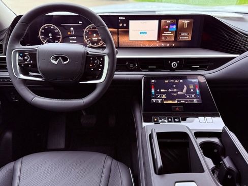 New 2026 INFINITI QX80 Luxe w/ Cargo Package AWD/4WD image 11