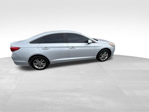Used 2016 Hyundai Sonata SE FWD image 31