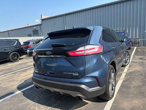 Used 2019 Ford Edge Titanium FWD image 5