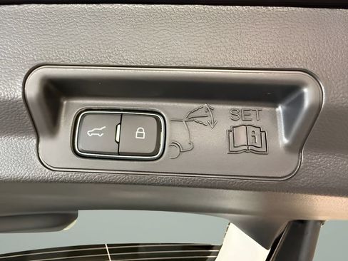 New 2026 Ford Explorer Active AWD/4WD image 11