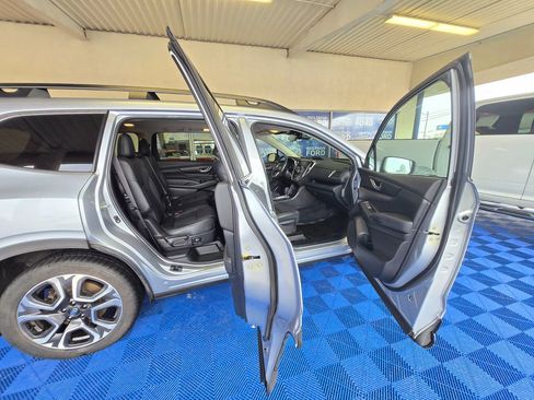 Used 2023 Subaru Ascent Limited image 27