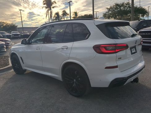 Used 2021 BMW X5 M50i w/ Premium Package image 7
