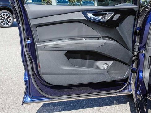 Used 2024 Audi Q4 e-tron Premium Plus image 22