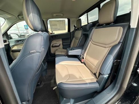 New 2025 Ford Maverick Lariat w/ 4K Tow Package image 19