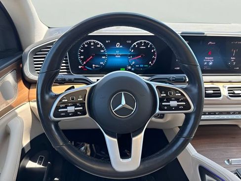 Used 2021 Mercedes-Benz GLS 450 4MATIC image 14