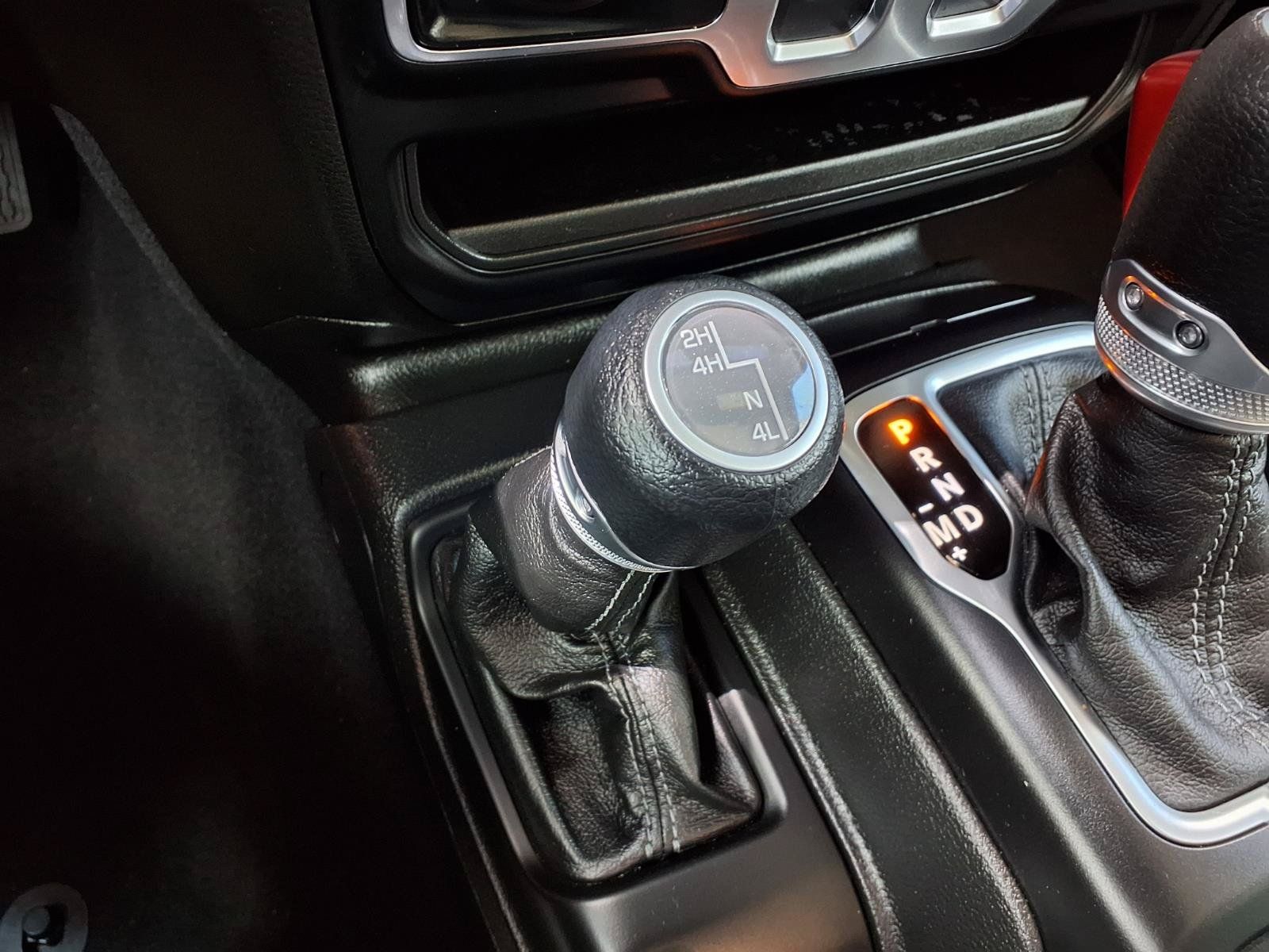 Used 2024 Jeep Wrangler Sport AWD/4WD image 11