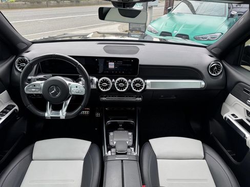 Used 2021 Mercedes-Benz GLB 35 AMG 4MATIC image 23