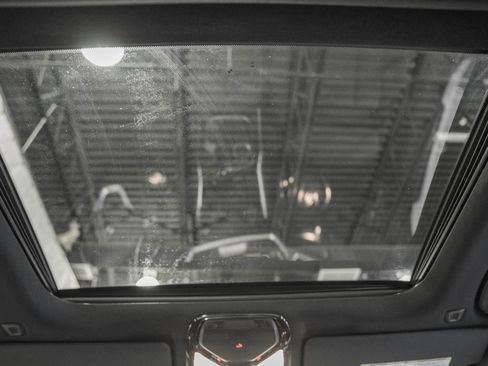 Used 2019 BMW 330i Sedan w/ Driving Assistance Package image 34