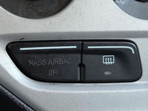 Used 2013 Ford Focus SE image 21