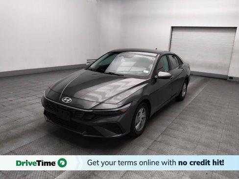 Used 2025 Hyundai Elantra SE w/ Cargo Package FWD image 1