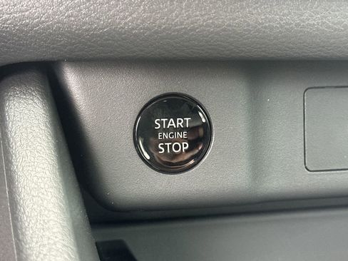 New 2025 Nissan Rogue S image 6