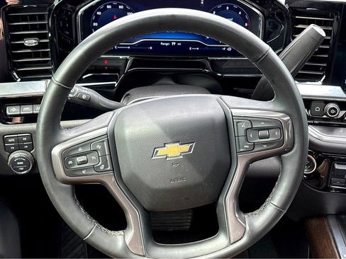 Used 2025 Chevrolet Silverado 2500 High Country w/ Technology Package AWD/4WD image 14