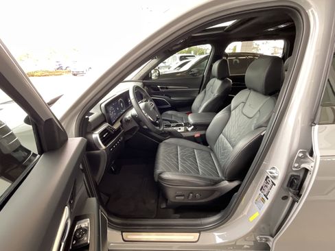 Used 2025 Kia Telluride SX Prestige X-Line image 10