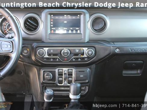 Used 2022 Jeep Wrangler Unlimited Sport image 16