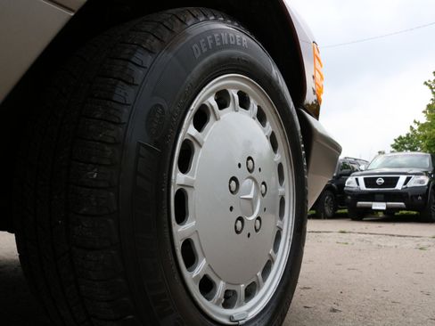 Used 1987 Mercedes-Benz 420 SEL image 9