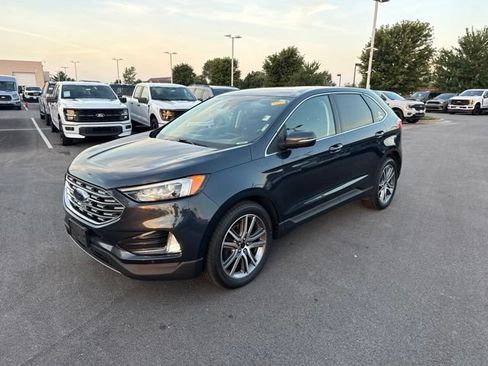 Used 2023 Ford Edge Titanium w/ Equipment Group 301A AWD/4WD image 3