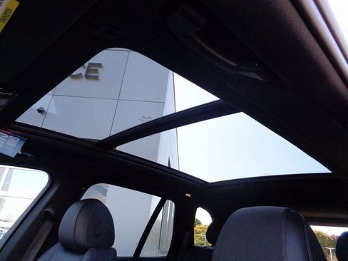 Used 2023 BMW X5 xDrive40i w/ M Sport Package image 40