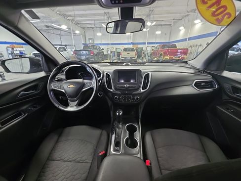 Used 2019 Chevrolet Equinox LT AWD/4WD image 16