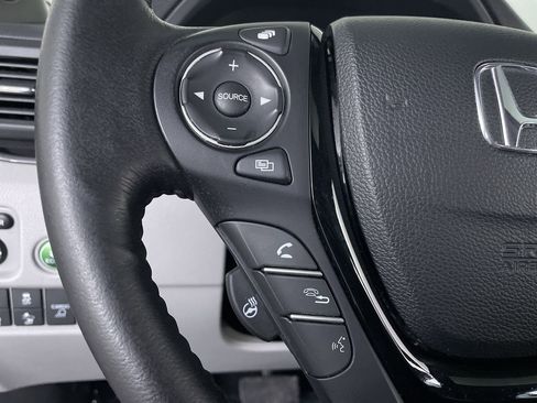 Used 2018 Honda Ridgeline RTL-E image 28