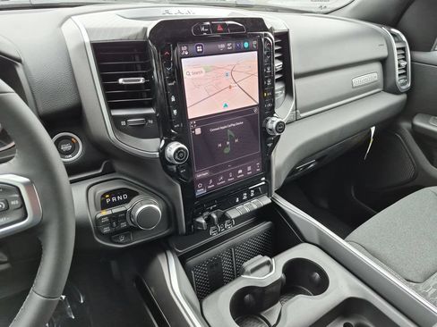 New 2026 RAM 1500 Big Horn AWD/4WD image 19