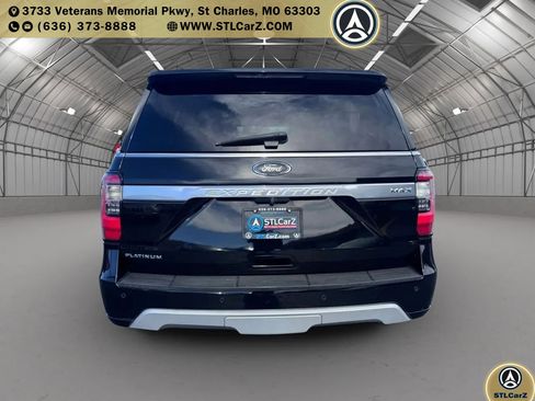 Used 2018 Ford Expedition Max Platinum AWD/4WD image 4