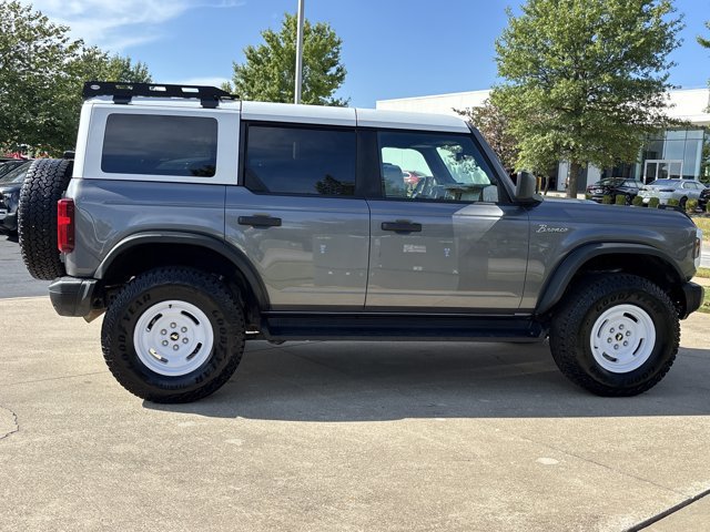 Used 2025 Ford Bronco Heritage Edition AWD/4WD image 2