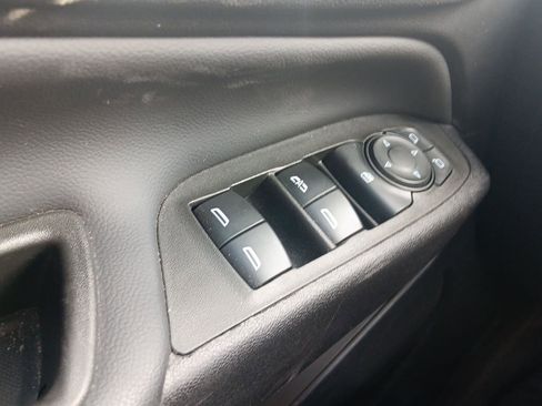 Used 2024 Chevrolet Equinox LT image 23