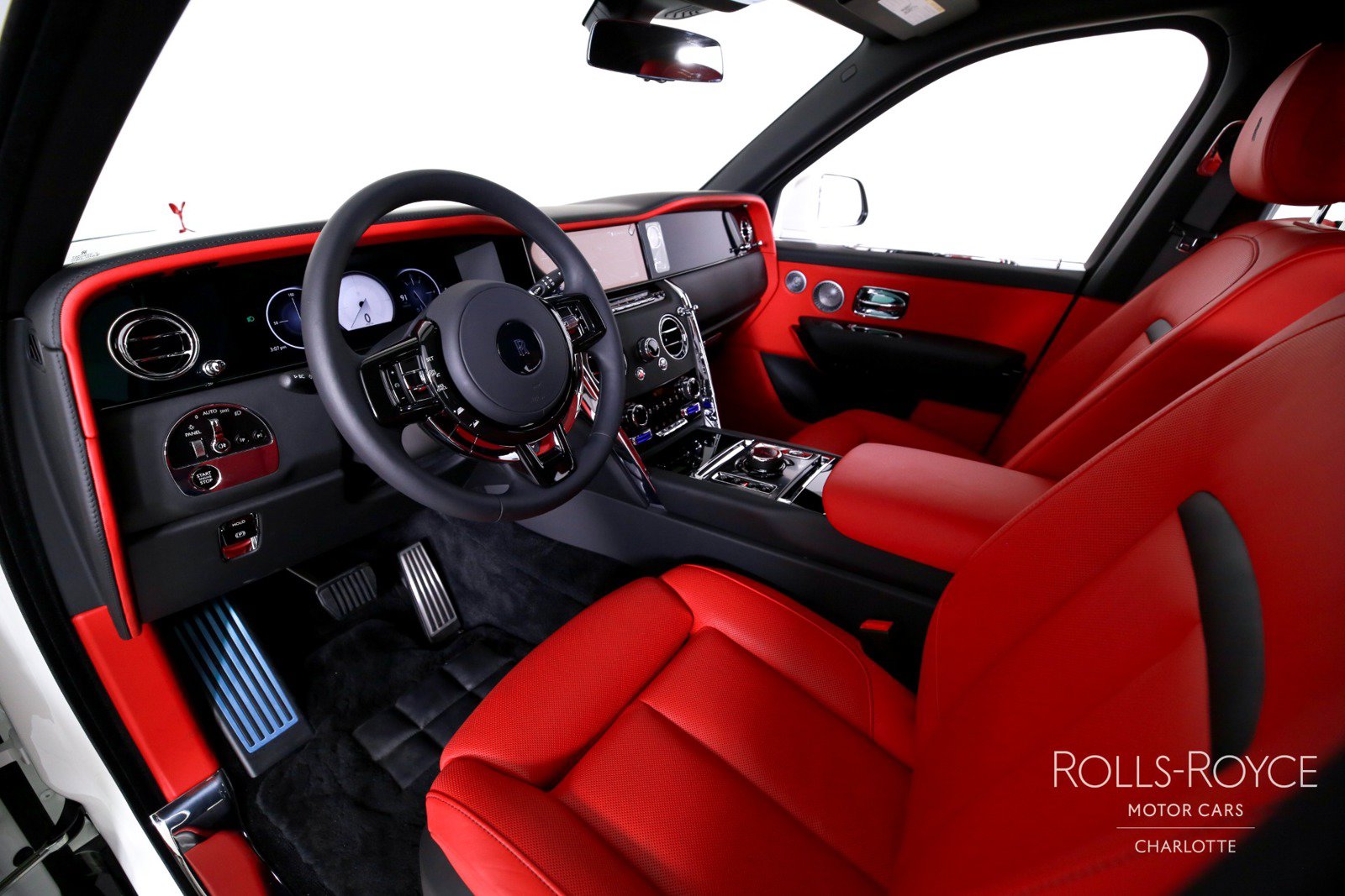 Used 2026 Rolls-Royce Cullinan AWD/4WD image 4