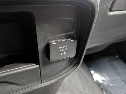 New 2026 RAM 3500 Tradesman AWD/4WD image 33