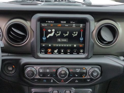 Used 2023 Jeep Wrangler Unlimited w/ Cold Weather Group AWD/4WD image 21
