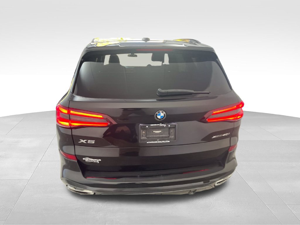 Used 2023 BMW X5 xDrive40i w/ M Sport Package AWD/4WD image 4