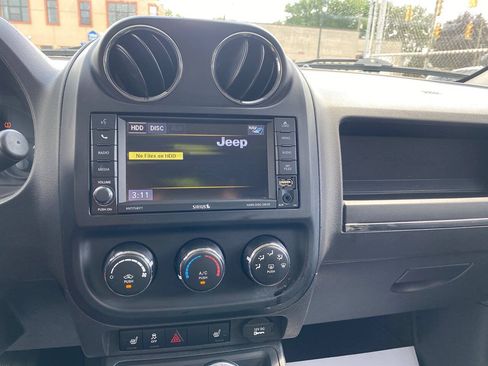Used 2016 Jeep Patriot High Altitude AWD/4WD image 24