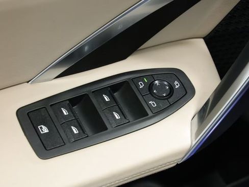 Used 2025 BMW X2 M35i image 30