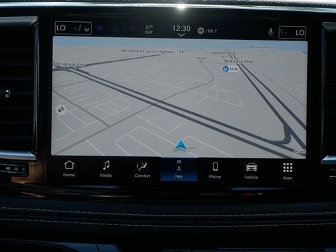 New 2026 Chrysler Pacifica Limited w/ S Appearance Package image 17