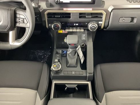 New 2025 Toyota Tacoma TRD Off-Road image 13