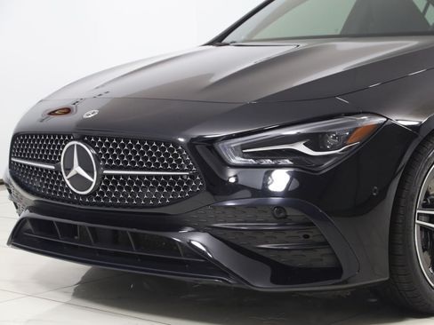 Used 2025 Mercedes-Benz CLA 250 4MATIC image 70