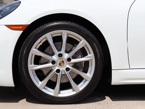 Used 2019 Porsche 718 Cayman image 38