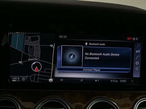 Used 2017 Mercedes-Benz E 300 4MATIC image 22