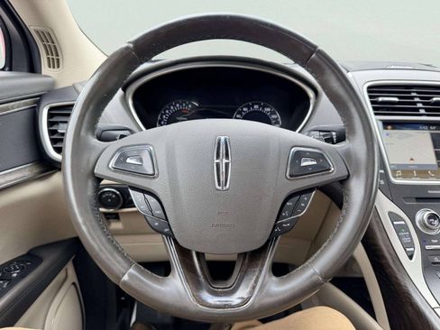 Used 2018 Lincoln MKX Reserve w/ Lincoln MKX Climate Package AWD/4WD image 29