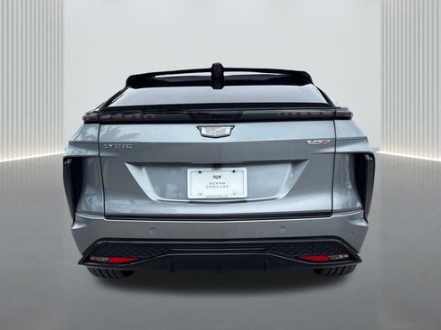 New 2026 Cadillac Lyriq V image 6