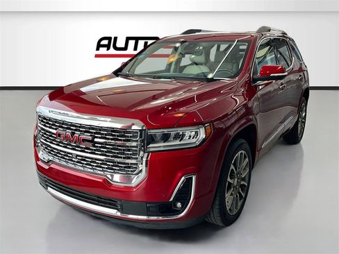 Used 2021 GMC Acadia Denali w/ Denali Technology Package image 3