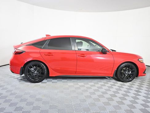 Used 2022 Honda Civic Sport Touring image 7