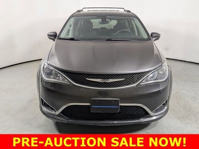 Used 2017 Chrysler Pacifica Touring-L
