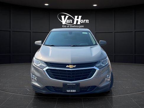 Used 2018 Chevrolet Equinox LT AWD/4WD image 2