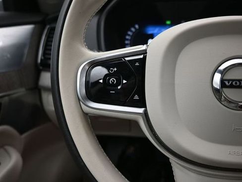 Used 2023 Volvo XC90 B6 Ultimate w/ Protection Package Premier AWD/4WD image 27