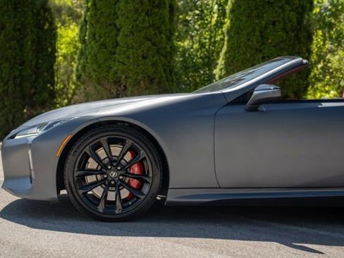 Used 2022 Lexus LC 500 Convertible w/ Touring Package RWD image 10