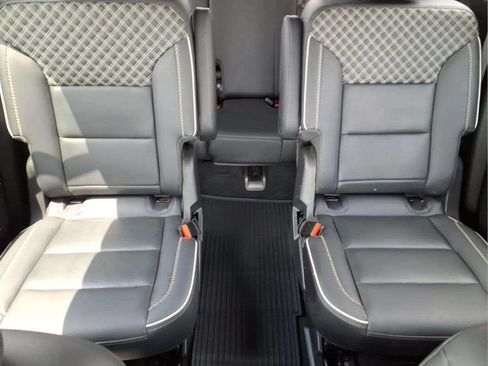 Used 2024 GMC Acadia Denali w/ Super Cruise Package AWD/4WD image 17