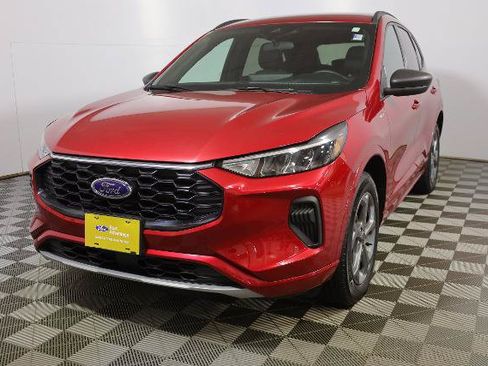 Certified 2024 Ford Escape ST-Line w/ Tech Pack #1 AWD/4WD image 3