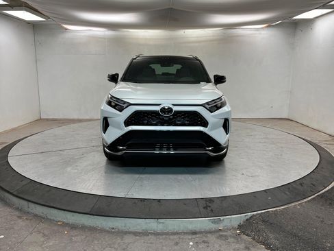 Used 2025 Toyota RAV4 XSE image 8